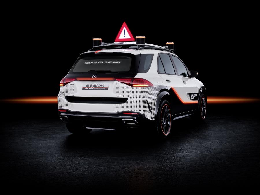  Mercedes-Benz GLE-Class ESF Concept (V167) 2019 года  (фото 5 из 34)